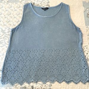 STYLE ENVY SLEEVELESS BLOUSE - Light Blue w/Eyelet Detail in Size Medium